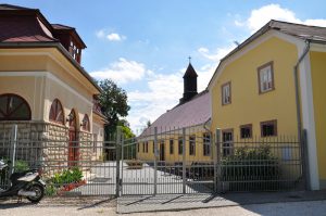 Gästehaus von Salesianer Don Bosco - auf dem Marienweg (Ungarn-Strecke)