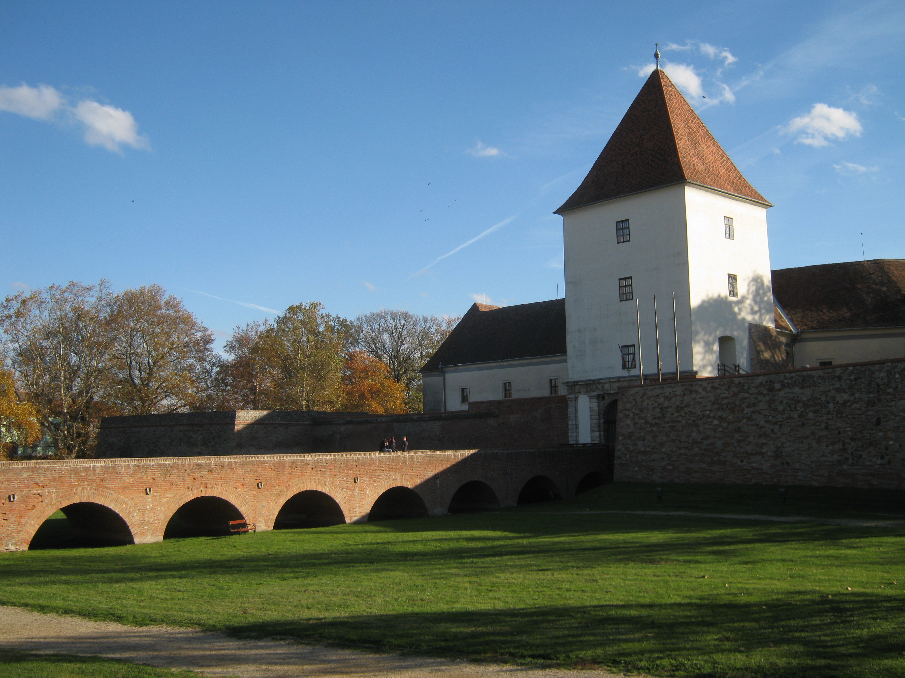 Castle of Elizabeth Báthory: Sárvár